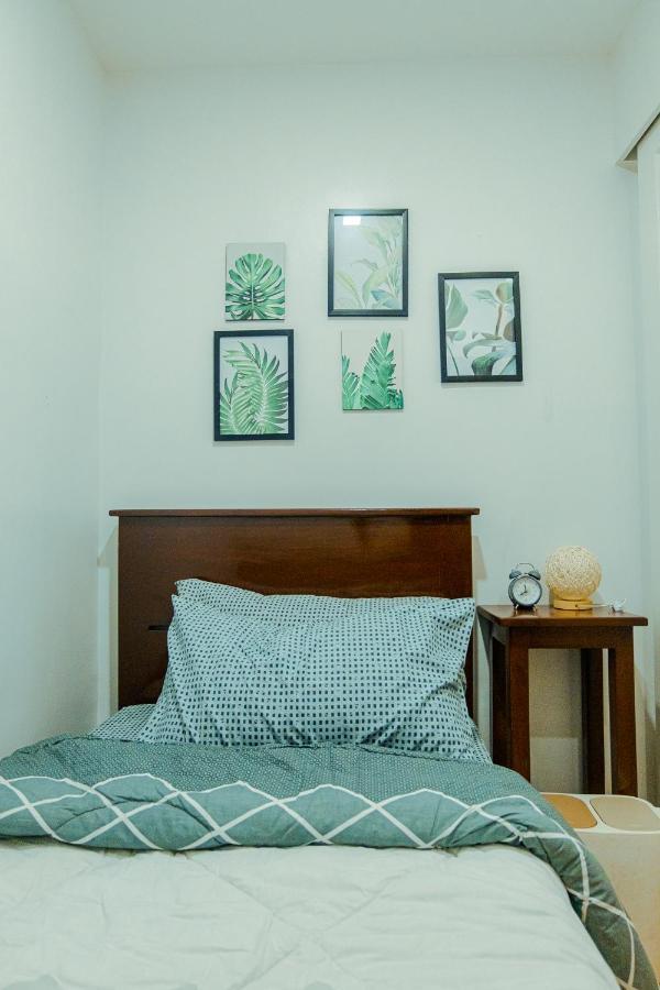 Yong'S Place At Isabelle De Valenzuela Manila Zewnętrze zdjęcie