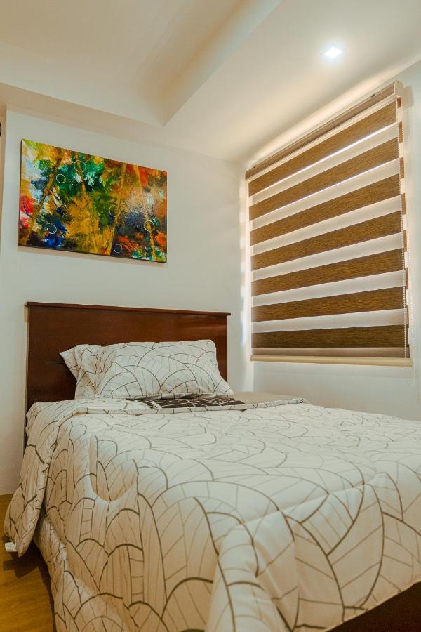 Yong'S Place At Isabelle De Valenzuela Manila Zewnętrze zdjęcie